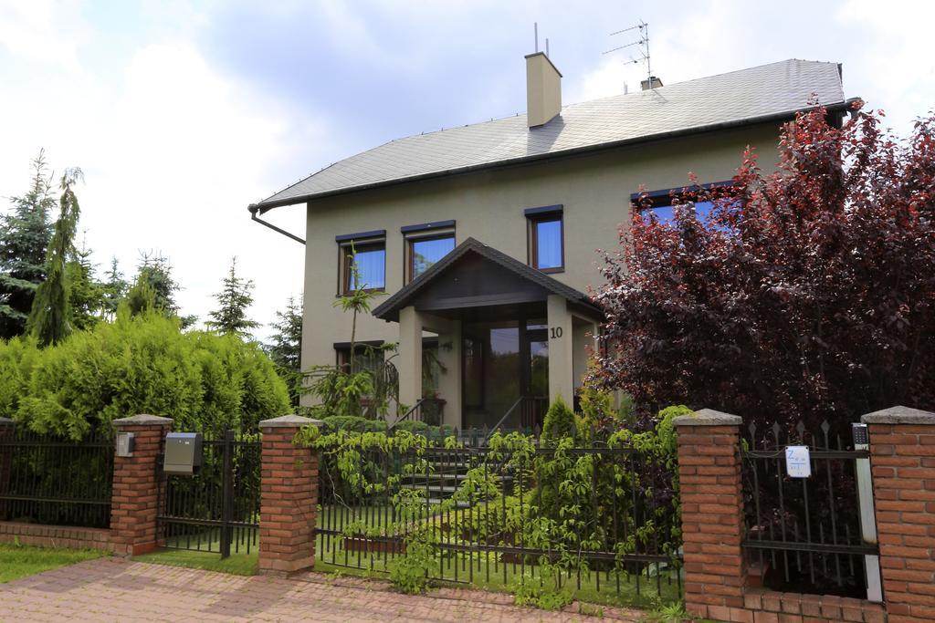 10 Bed And Breakfast Poznań Esterno foto