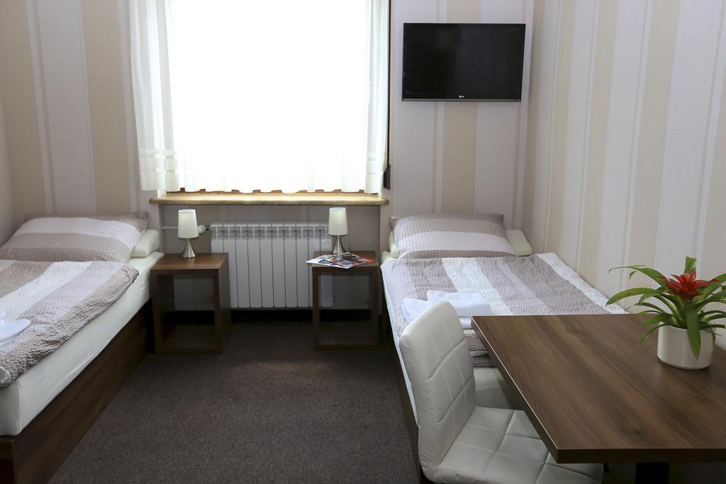 10 Bed And Breakfast Poznań Camera foto