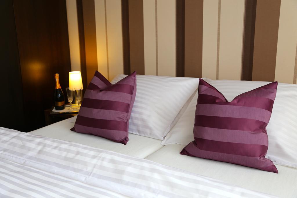 10 Bed And Breakfast Poznań Esterno foto