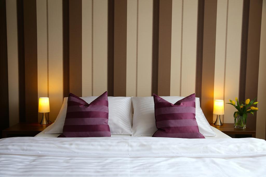 10 Bed And Breakfast Poznań Esterno foto